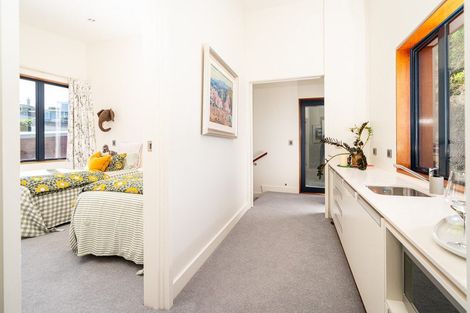 Photo of property in 66 Anne Street, Wadestown, Wellington, 6012