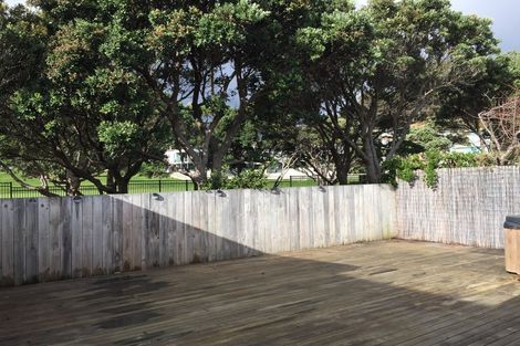 Photo of property in 19a Mantell Street, Seatoun, Wellington, 6022