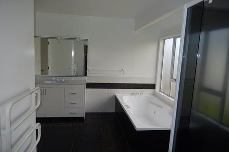 Photo of property in 1/20 Stanley Street, Wharewaka, Taupo, 3330