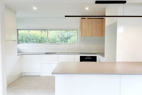 Photo of property in 27 Saint Andrews Terrace, St Andrews, Hamilton, 3200