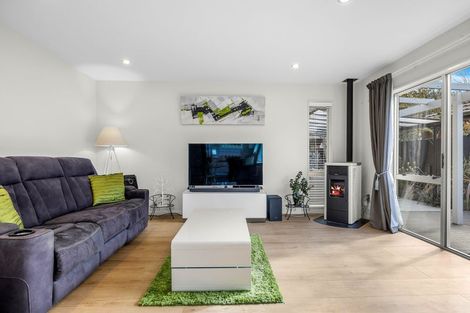 Photo of property in 12 Penruddock Rise, Westmorland, Christchurch, 8025