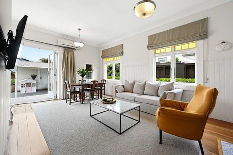 Photo of property in 9 Rata Street, Maeroa, Hamilton, 3200