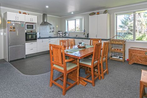 Photo of property in 100 Greenhills Drive, Coromandel, 3506