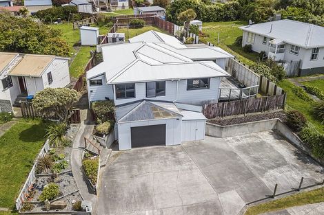 Photo of property in 26 Waiuta Street, Titahi Bay, Porirua, 5022