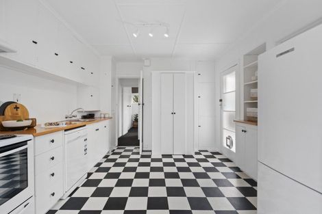 Photo of property in 194 Greerton Road, Greerton, Tauranga, 3112