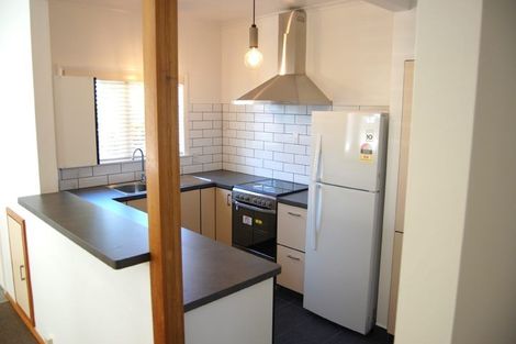 Photo of property in 6 Wayside, Miramar, Wellington, 6022