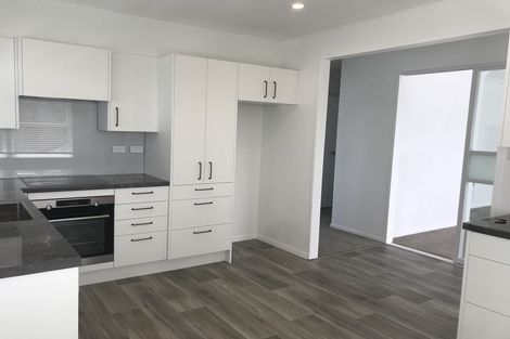 Photo of property in 5/2 Argyle Terrace, Milford, Auckland, 0620