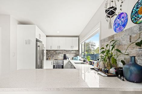 Photo of property in 17 Rawhiti Place, Snells Beach, 0920