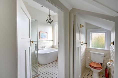 Photo of property in 75 Eglinton Road, Mornington, Dunedin, 9011