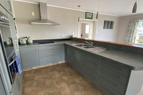 Photo of property in 12 Dorset Street, Picton, 7220