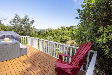 Photo of property in 28 Tannadyce Street, Strathmore Park, Wellington, 6022