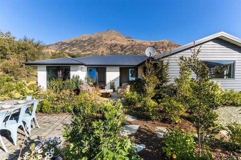 Photo of property in 17 Sandford Terrace, Lower Shotover, Queenstown, 9304