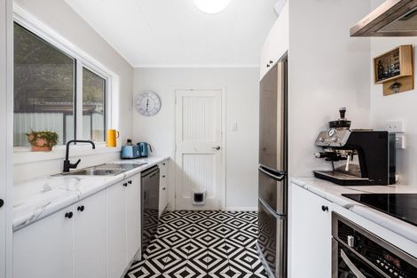 Photo of property in 71 Petrie Street, Wainuiomata, Lower Hutt, 5014