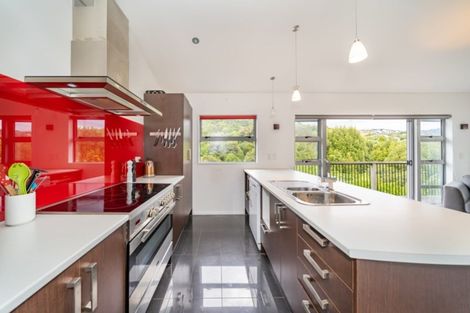 Photo of property in 20 Cosgrove Rise, Riverstone Terraces, Upper Hutt, 5018
