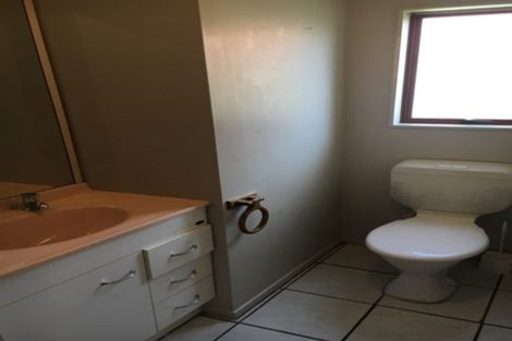 Photo of property in 94 Forest Lake Road, Forest Lake, Hamilton, 3200