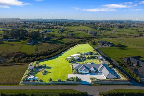 Photo of property in 9 Livery Lane, Taupaki, Henderson, 0782