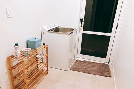 Photo of property in 17 Killybegs Drive, Pinehill, Auckland, 0632