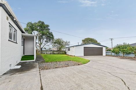 Photo of property in 40 Wrantage Street, Westown, New Plymouth, 4310
