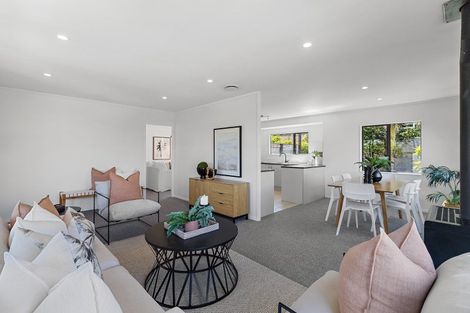 Photo of property in 64 Vintage Drive, Henderson, Auckland, 0612