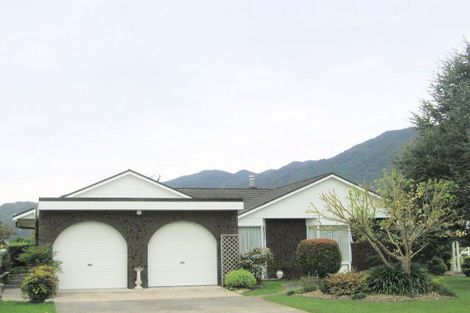 Photo of property in 6 Grace Avenue, Te Aroha, 3320