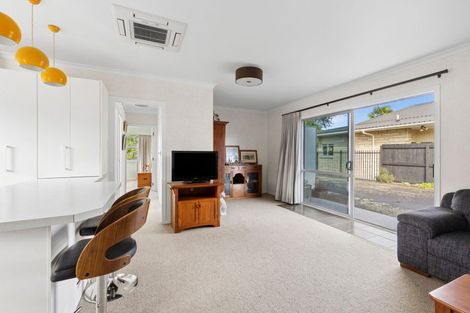 Photo of property in 2a Everest Lane, Cambridge, 3434