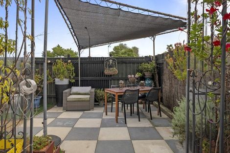 Photo of property in 136 Featherston Street, Palmerston North, 4410