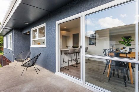 Photo of property in 6 Cremorne Avenue, Hokowhitu, Palmerston North, 4410