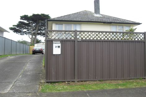 Photo of property in 20 Farnborough Crescent, Mangere, Auckland, 2022