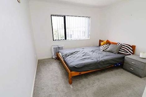 Photo of property in 4c Old Wairoa Road, Papakura, 2110