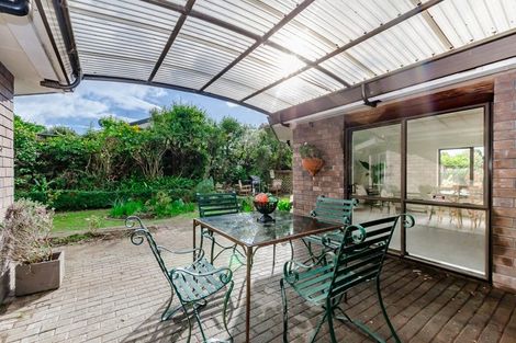 Photo of property in 12 Fox Place, Cloverlea, Palmerston North, 4412