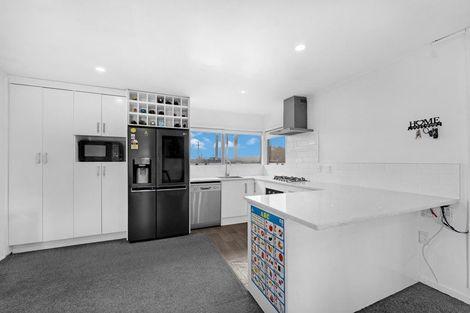 Photo of property in 47a Tawa Crescent, Manurewa, Auckland, 2102
