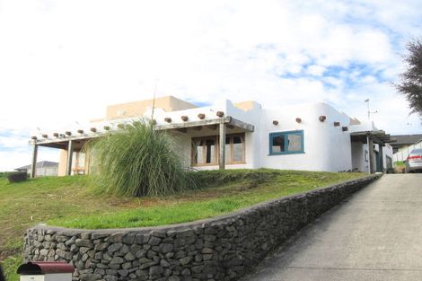 Photo of property in 18 Pointon Glade, Grandview Heights, Hamilton, 3200