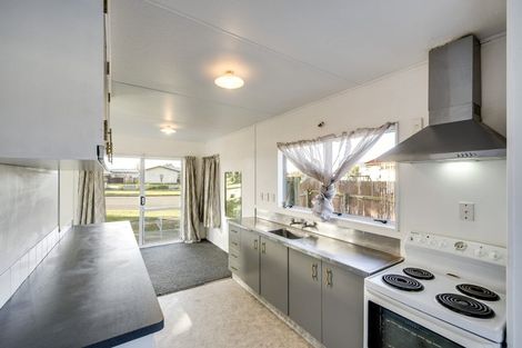 Photo of property in 355 Flaxmere Avenue, Flaxmere, Hastings, 4120