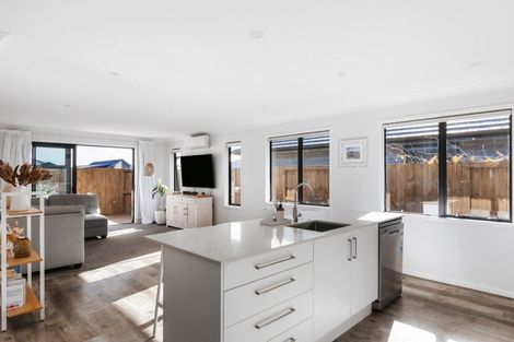 Photo of property in 7 Tamapahore Boulevard, Papamoa Beach, Papamoa, 3118