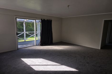 Photo of property in 4/52 Tudor Road, Henderson, Auckland, 0610