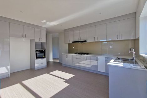 Photo of property in 2/9 Billabong Place, Botany Downs, Auckland, 2010