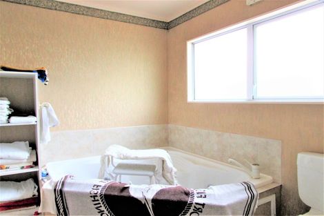 Photo of property in 333 Rosetta Road, Raumati Beach, Paraparaumu, 5032