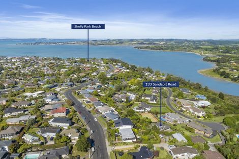Photo of property in 133 Sandspit Road, Shelly Park, Auckland, 2014