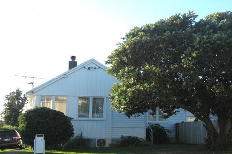 Photo of property in 46a-b Miranda Street, Cannons Creek, Porirua, 5024