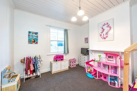 Photo of property in 57 Niblett Street, Whanganui, 4500