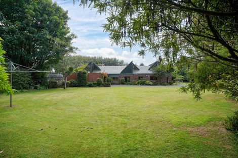 Photo of property in 54 Mckellar Road, Seaward Bush, Invercargill, 9871