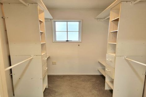 Photo of property in 3a Leiden Place, Totara Vale, Auckland, 0629