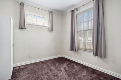 Photo of property in 49 Awamutu Grove, Waiwhetu, Lower Hutt, 5010