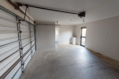 Photo of property in 8a Battersea Place, Roslyn, Palmerston North, 4414