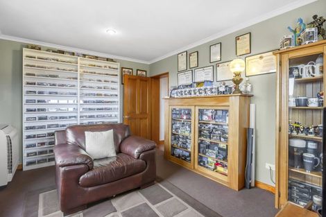 Photo of property in 41 Highgrove, Saint Clair, Dunedin, 9012