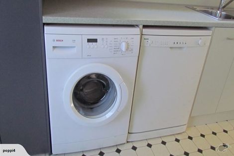 Photo of property in 17 Bidwill Street, Mount Cook, Wellington, 6021