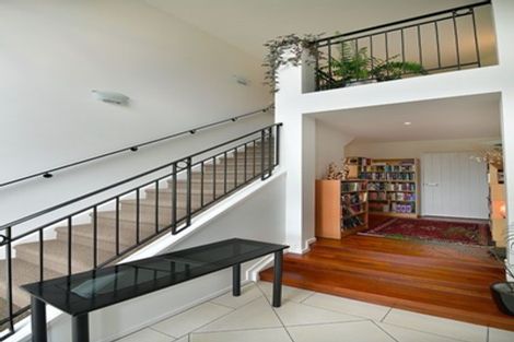 Photo of property in 35 Landvale Court, Browns Bay, Auckland, 0630