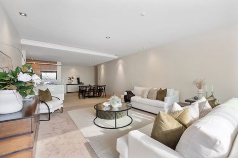 Photo of property in 15/258 Hurstmere Road, Takapuna, Auckland, 0622