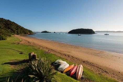 Photo of property in 16b Sullivans Road, Paihia, 0200