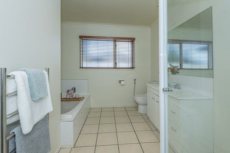 Photo of property in 10 Sequoia Place, Te Kamo, Whangarei, 0112